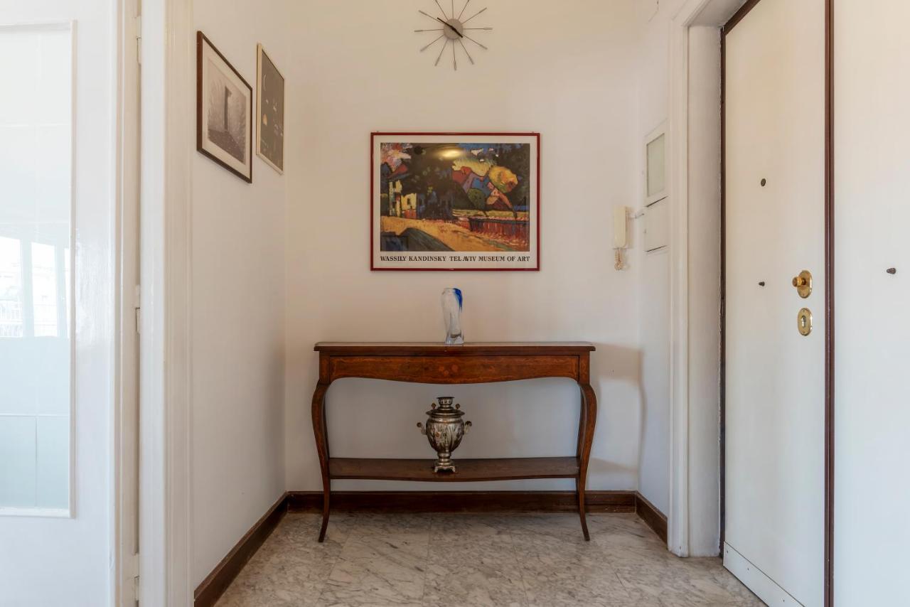Roomy And Bright Apartment With Terrace Roma Esterno foto