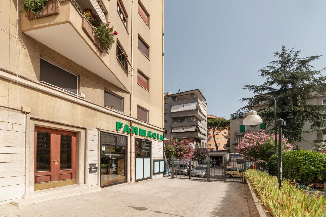 Roomy And Bright Apartment With Terrace Roma Esterno foto
