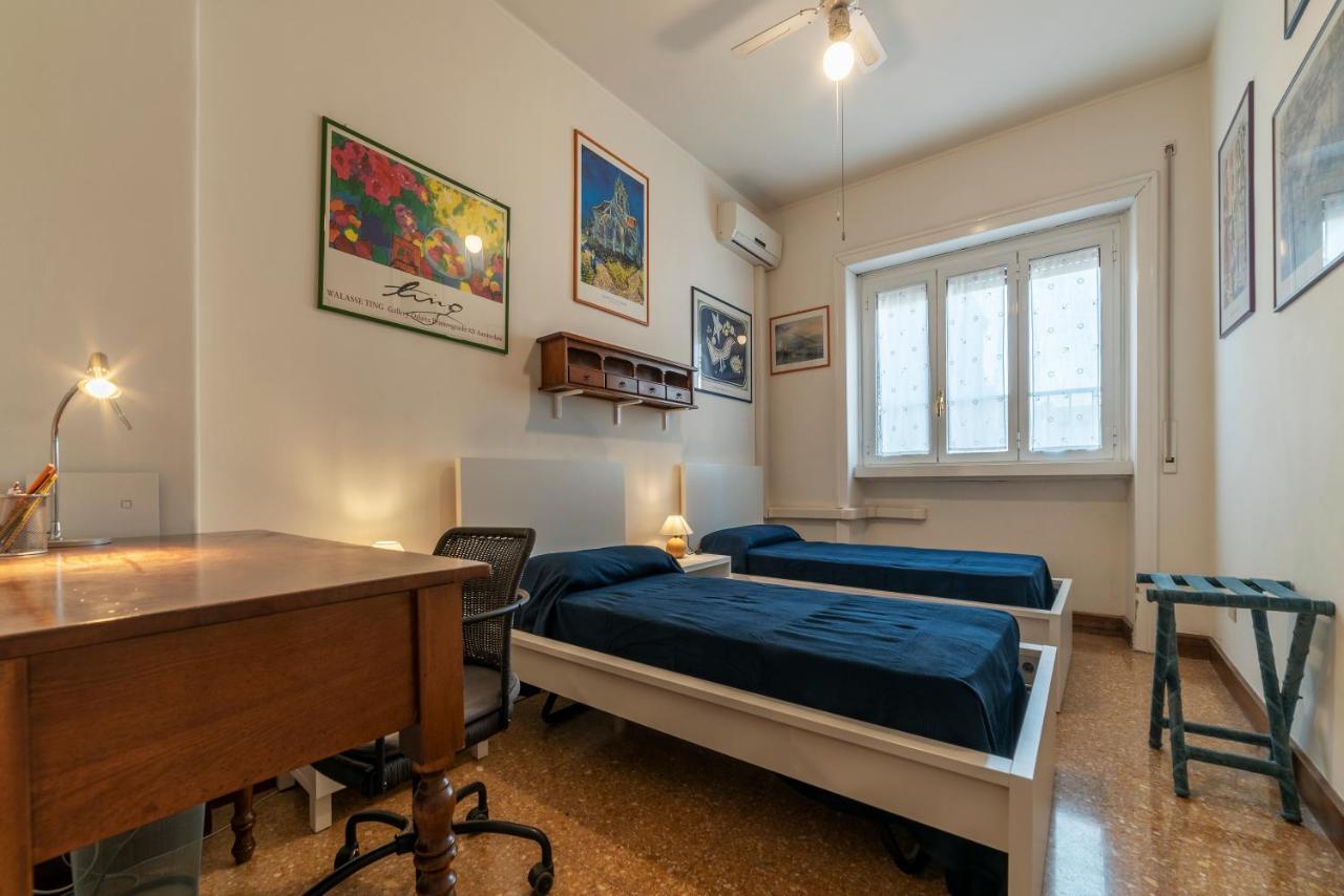 Roomy And Bright Apartment With Terrace Roma Esterno foto