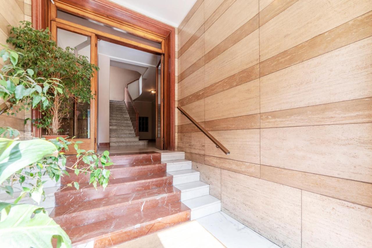 Roomy And Bright Apartment With Terrace Roma Esterno foto